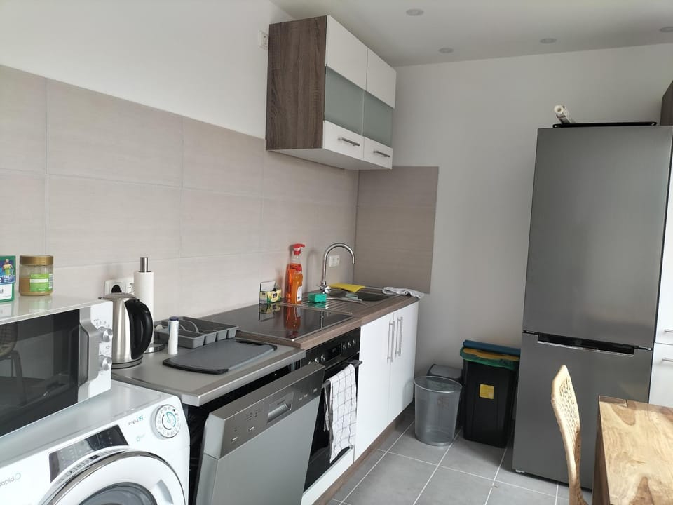 Mietangebote Info - Freygang & Partner GbR - 4er Apartment in Hesse
