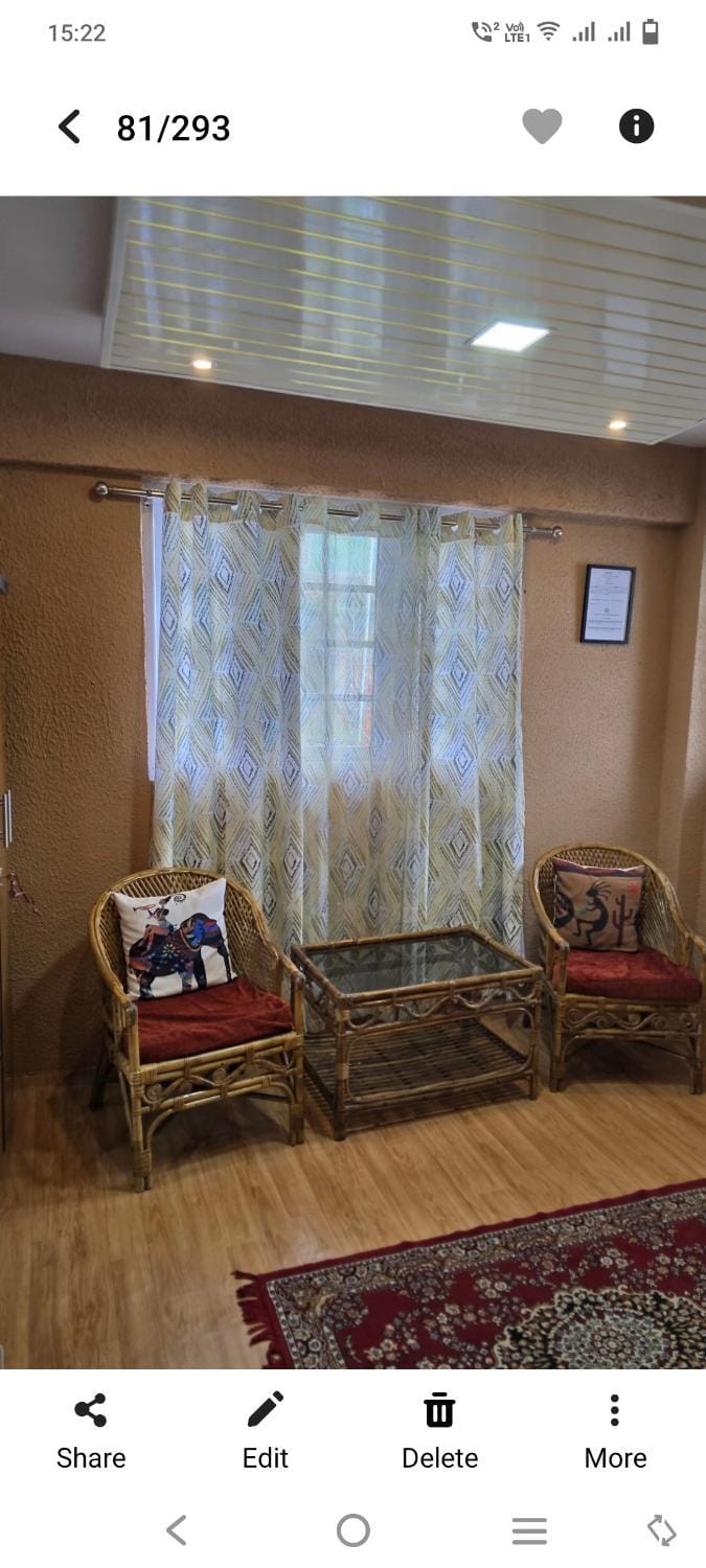 Seating area