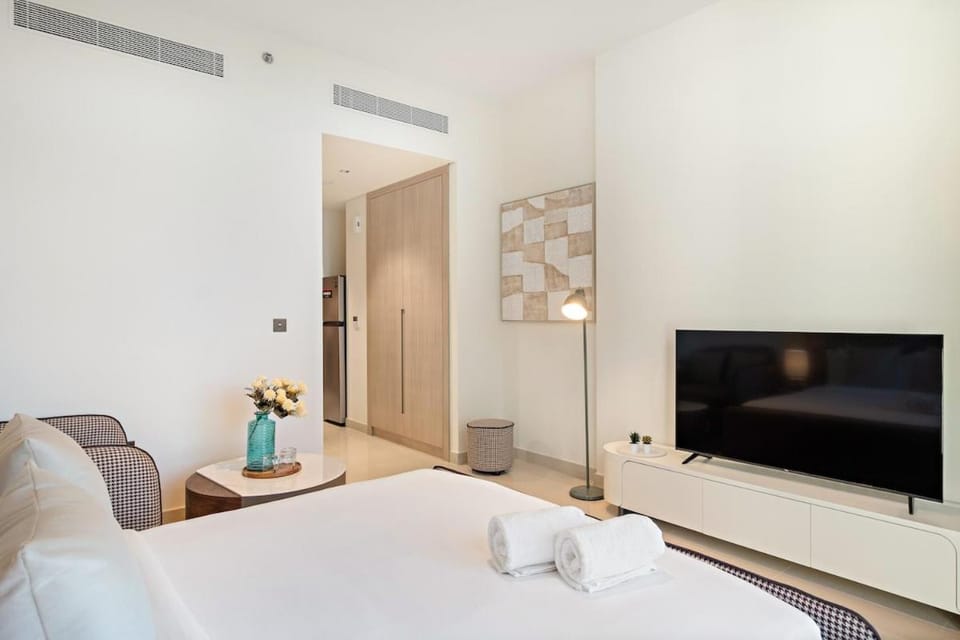 FIRST CLASS Studio Stunning Beachfront Bliss Apartment in Ras al Khaimah