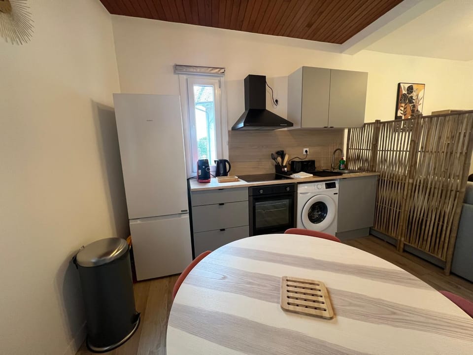 Le Russel - 1 Chambre - Halles Lourdes Apartment in Lourdes