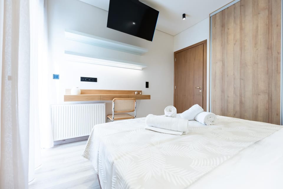 Petralona 2BD by Lumen Living Apartment in Athens