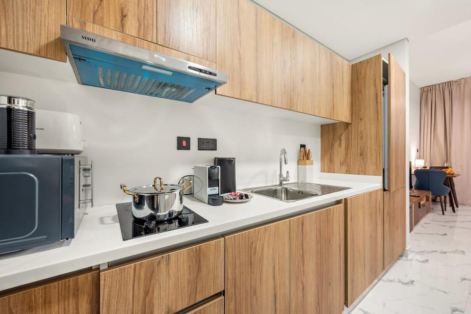 FIRST CLASS Studio Sleek City Living Al Maryah Apartment in Abu Dhabi