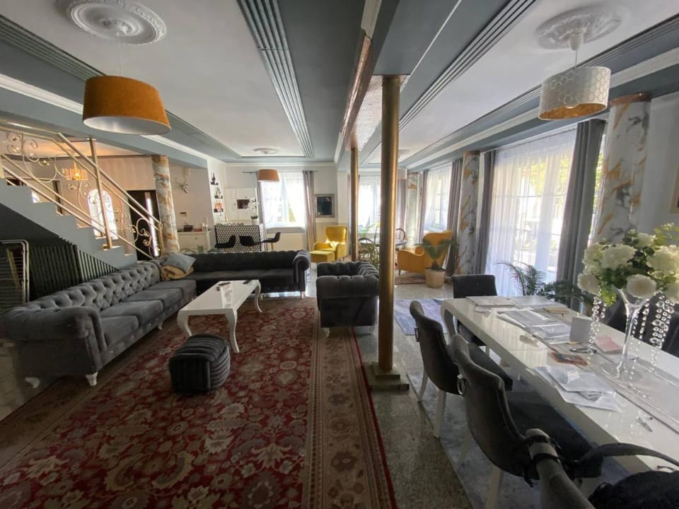 Pokoje na wynajem w Willi Bed and Breakfast in Warsaw