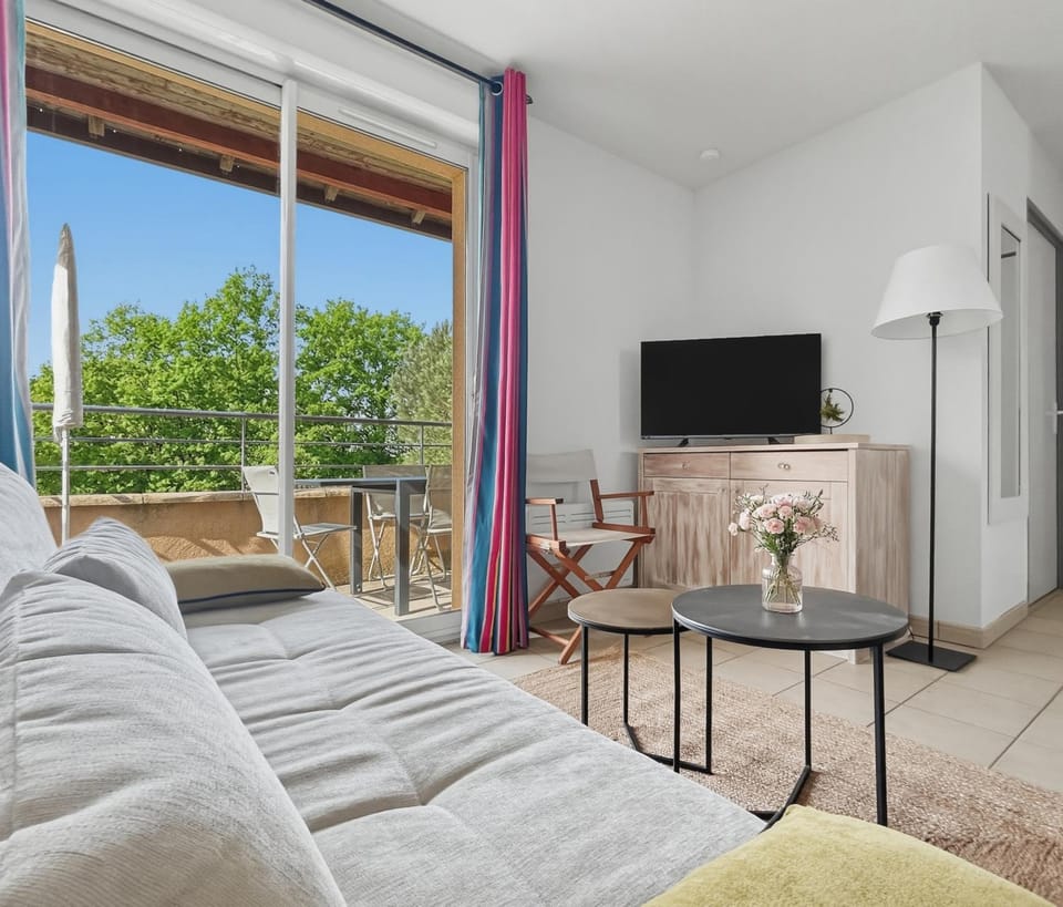 Balcony/Terrace, Living room