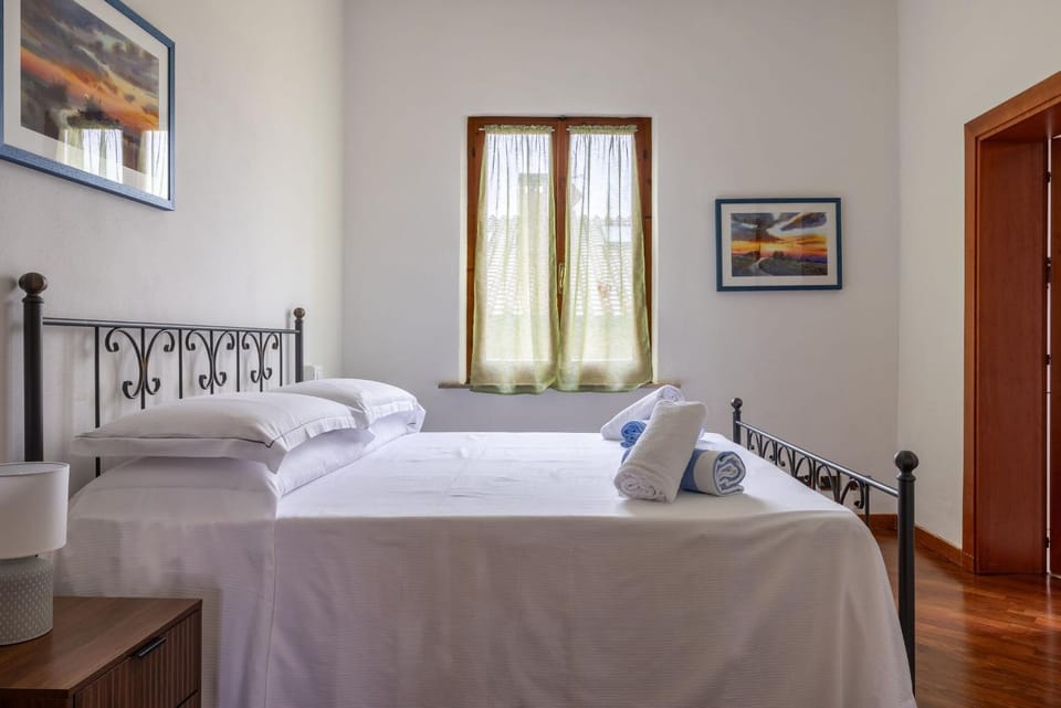 Spring, Summer, Bedroom, Autumn