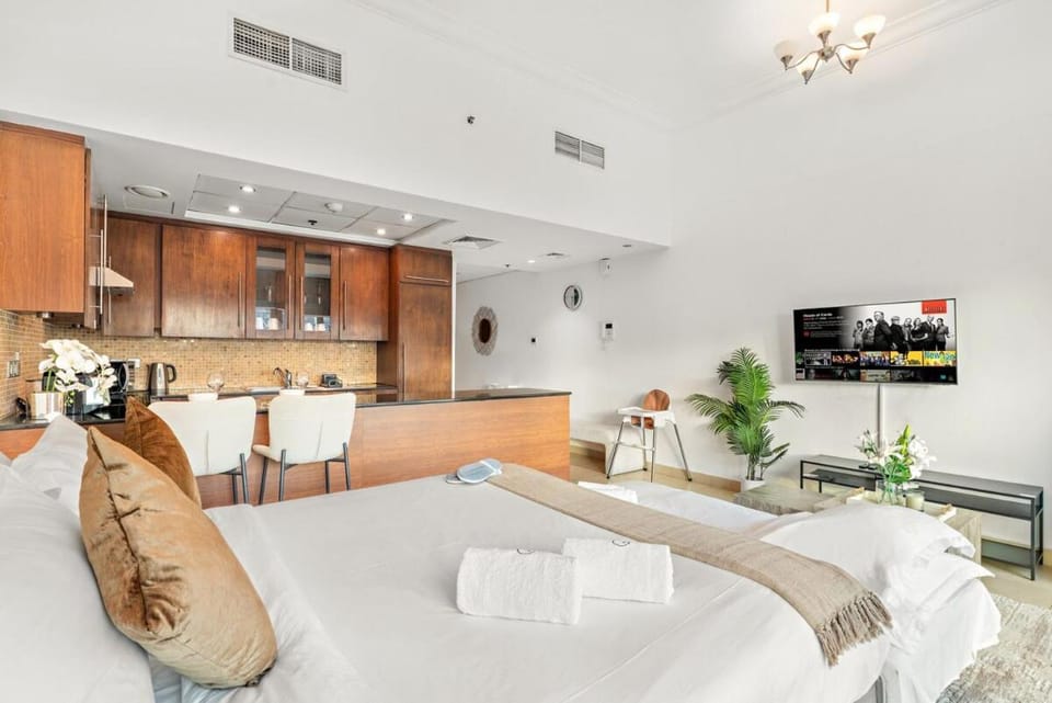 FIRST CLASS Studio Elite Downtown Vibe & Views Apartment in Dubai