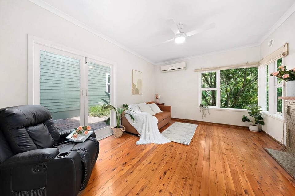 Elegant 4BR Sanctuary with Private Pool House in Sydney