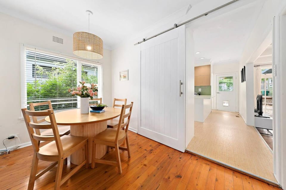 Elegant 4BR Sanctuary with Private Pool House in Sydney