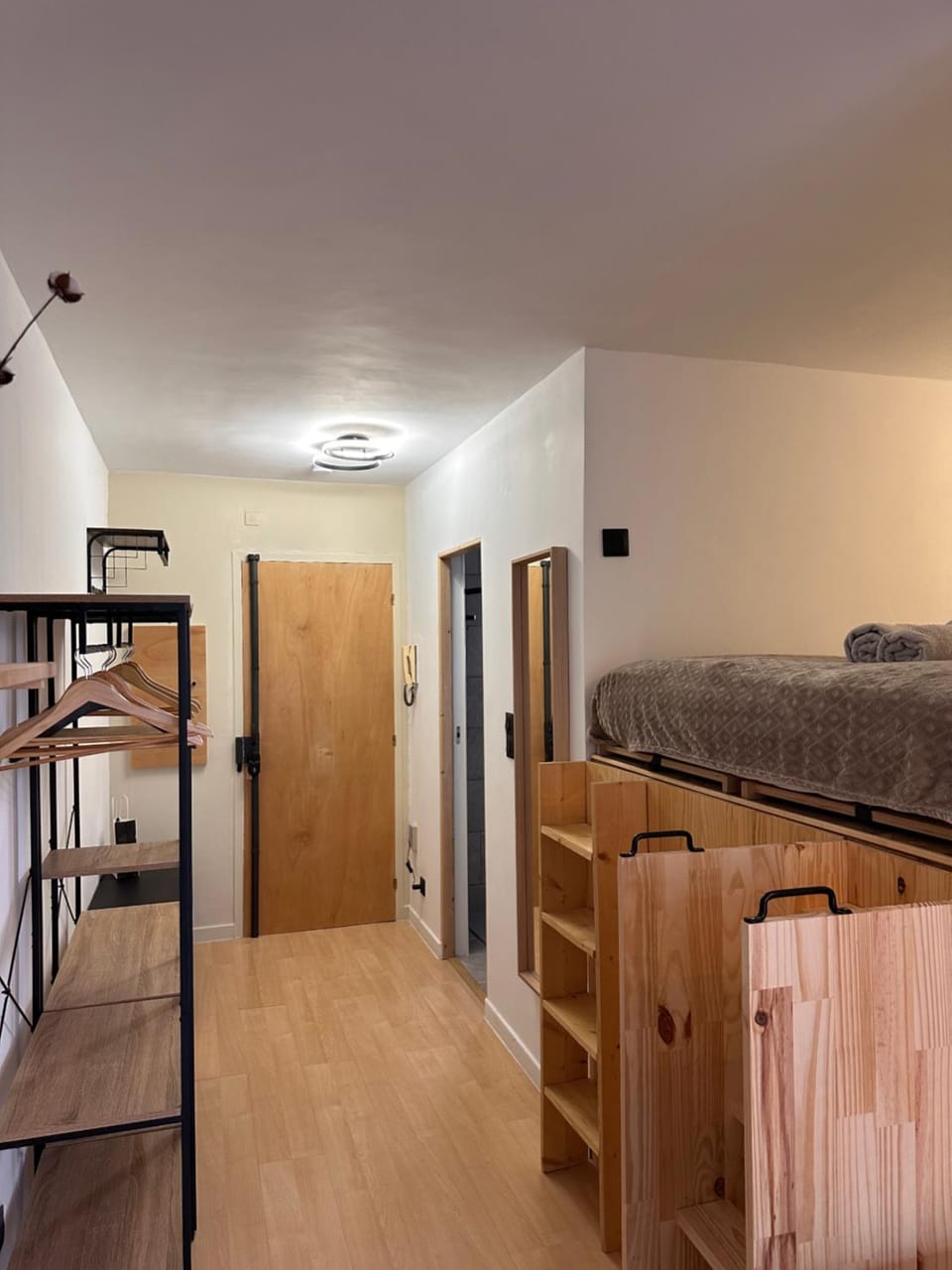 Charmant Studio Proche Plage et Transport Apartment in Nice