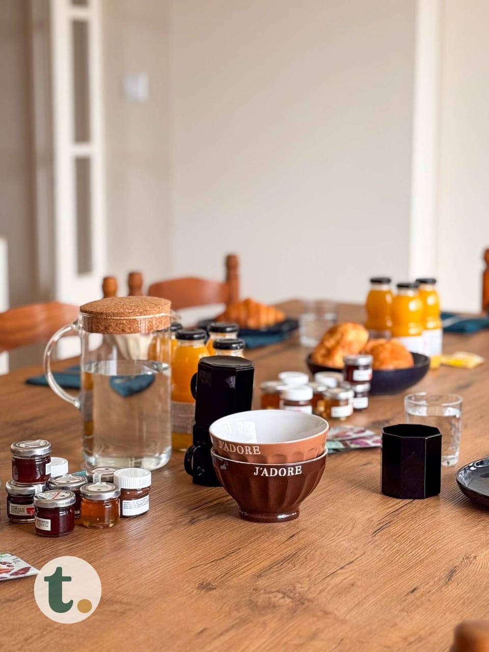 Dining area, Breakfast