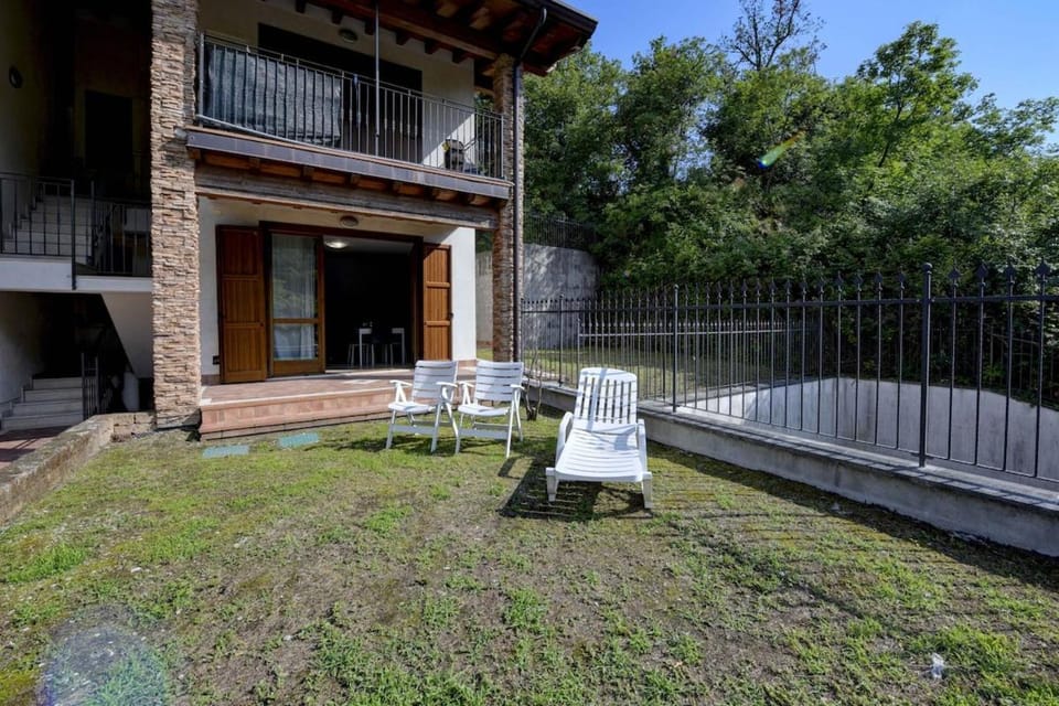 Golf Apartment Apartment in Lake Garda