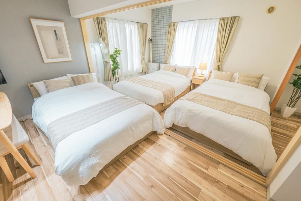 Photo of the whole room, Bedroom