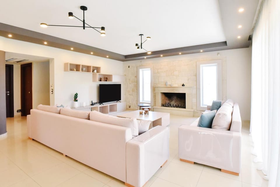 TV and multimedia, Seating area