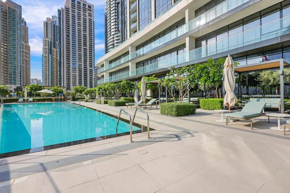 FIRST CLASS 2BR Steps to Burj & Dubai Mall Apartment in Dubai
