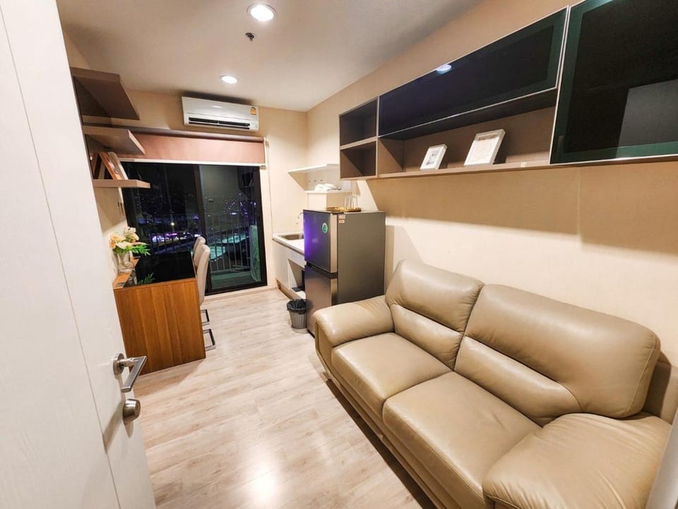 Comfy Plum West Gate Condo 1 Bedroom 1 Bathroom Apartment in Thailand