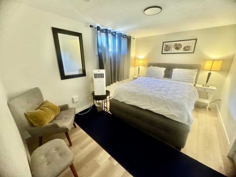 Airport Haven Getaway House in Dieppe