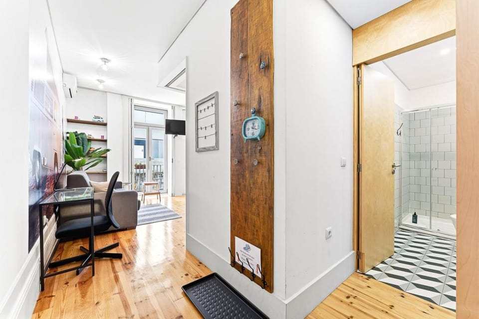 GuestReady - Central Porto retreat with balcony Apartment in Porto