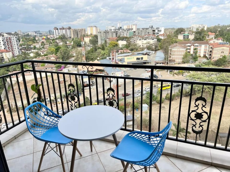 supreme luxury living three bedroom apartments with breathtaking amazing city views gym swimming pool fully equipped gym children playground and ample parking space and proximity to major shopping malls and gourmet restaurants Apartment in Nairobi