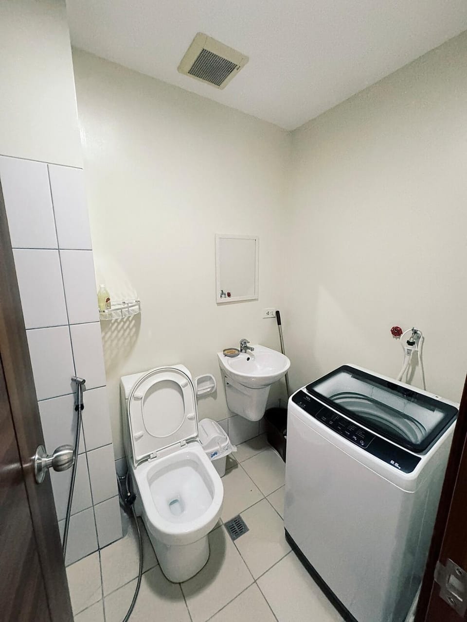 Casa fig in Horizons 101 Apartment in Lapu-Lapu City