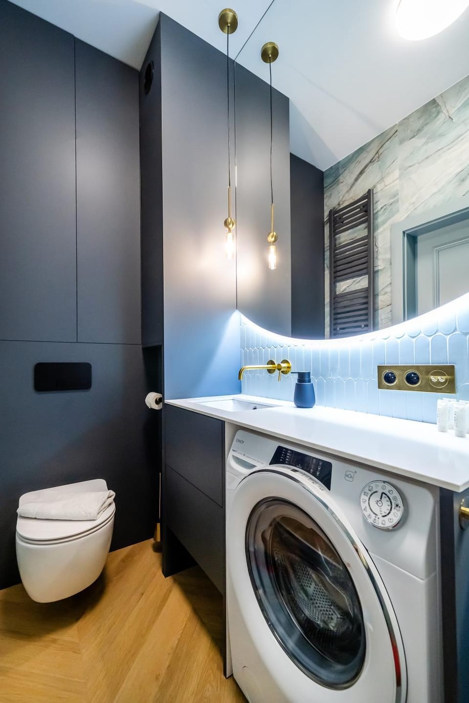 Toilet, Bathroom, washing machine