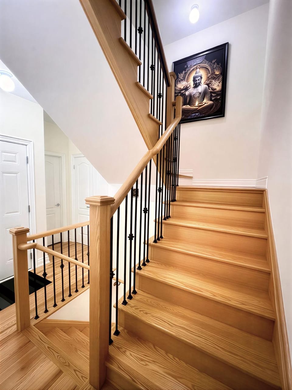 Modern 4Bedroom Retreat I 2Car Parking I Steps from the Ajax Waterfront House in Ajax