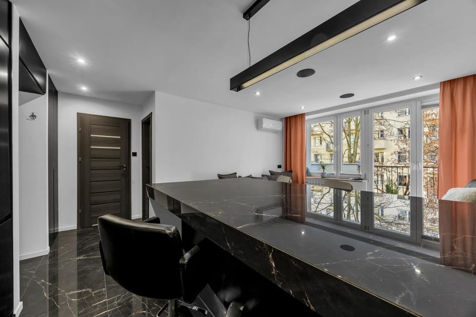 Kitchen or kitchenette, microwave, oven