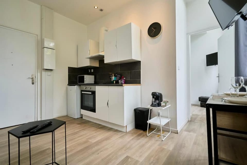 En deplacement 6 residence securisee proche gare Apartment in Flanders