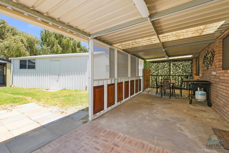 Cozy Corner House in Lancelin