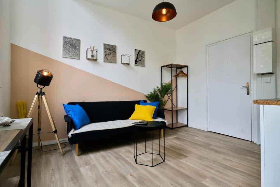 En deplacement 7 Wifi gratuit proche Gare Ouigo Apartment in Flanders