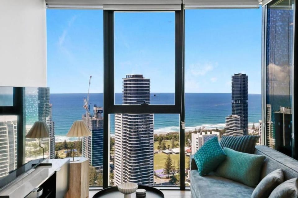 View (from property/room), City view, Sea view