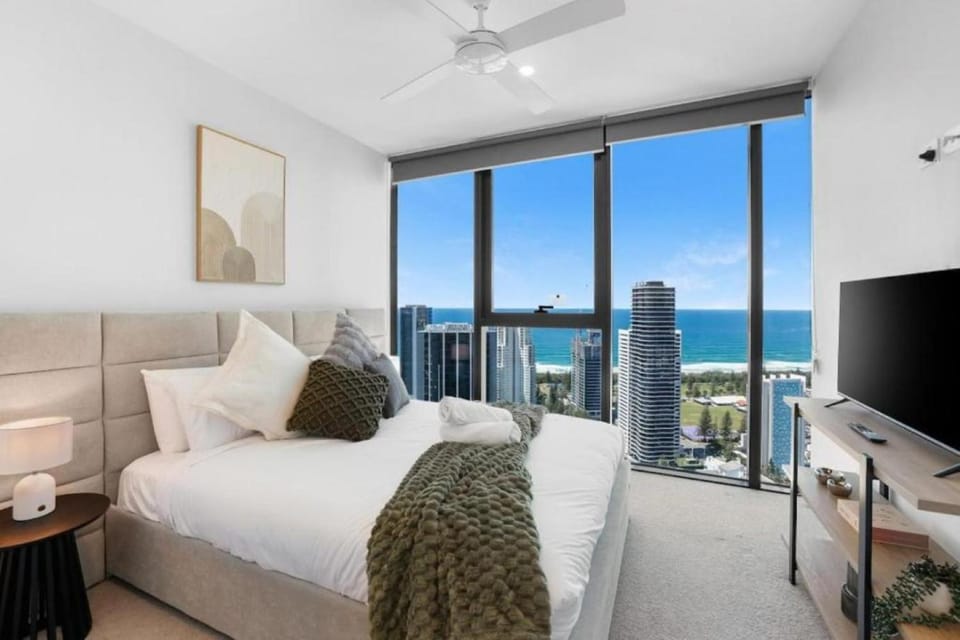 Bed, View (from property/room), Bedroom, Sea view