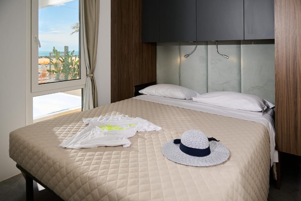 Camping Villaggio Calypso Campground/ 
RV Resort in Marche