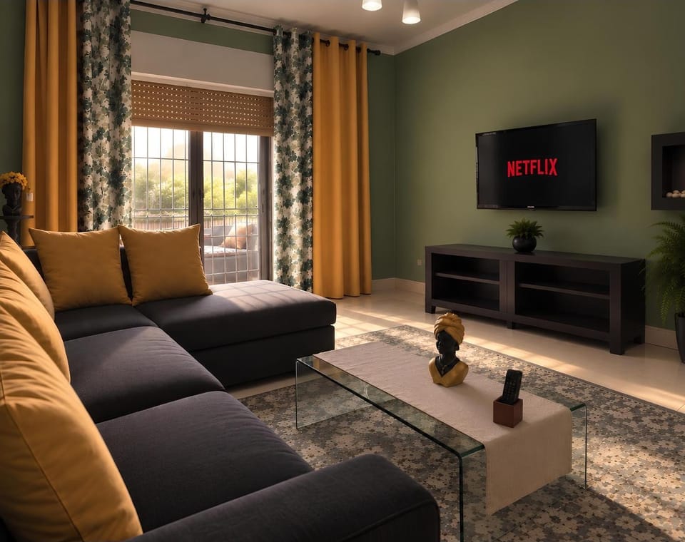 Communal lounge/ TV room, TV and multimedia, Living room, Seating area, Evening entertainment, Quiet street view