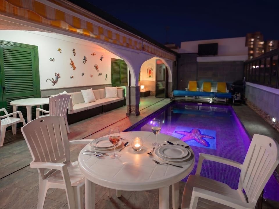 Night, Mountain view, Swimming pool, Dinner, internet, sunbed