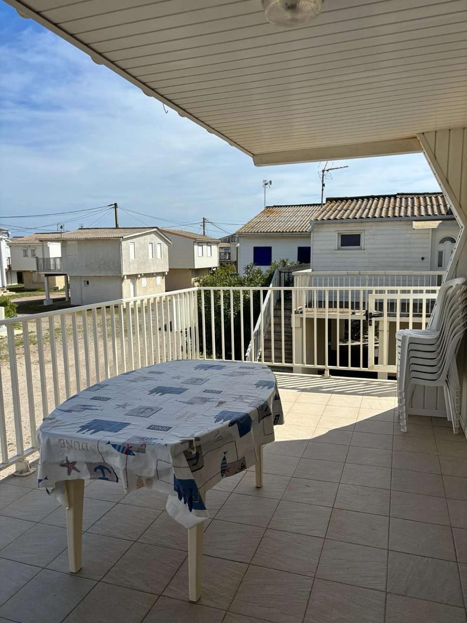 AIG 48 – Chalet climatisé – Gruissan – 6 personnes Chalet in Gruissan