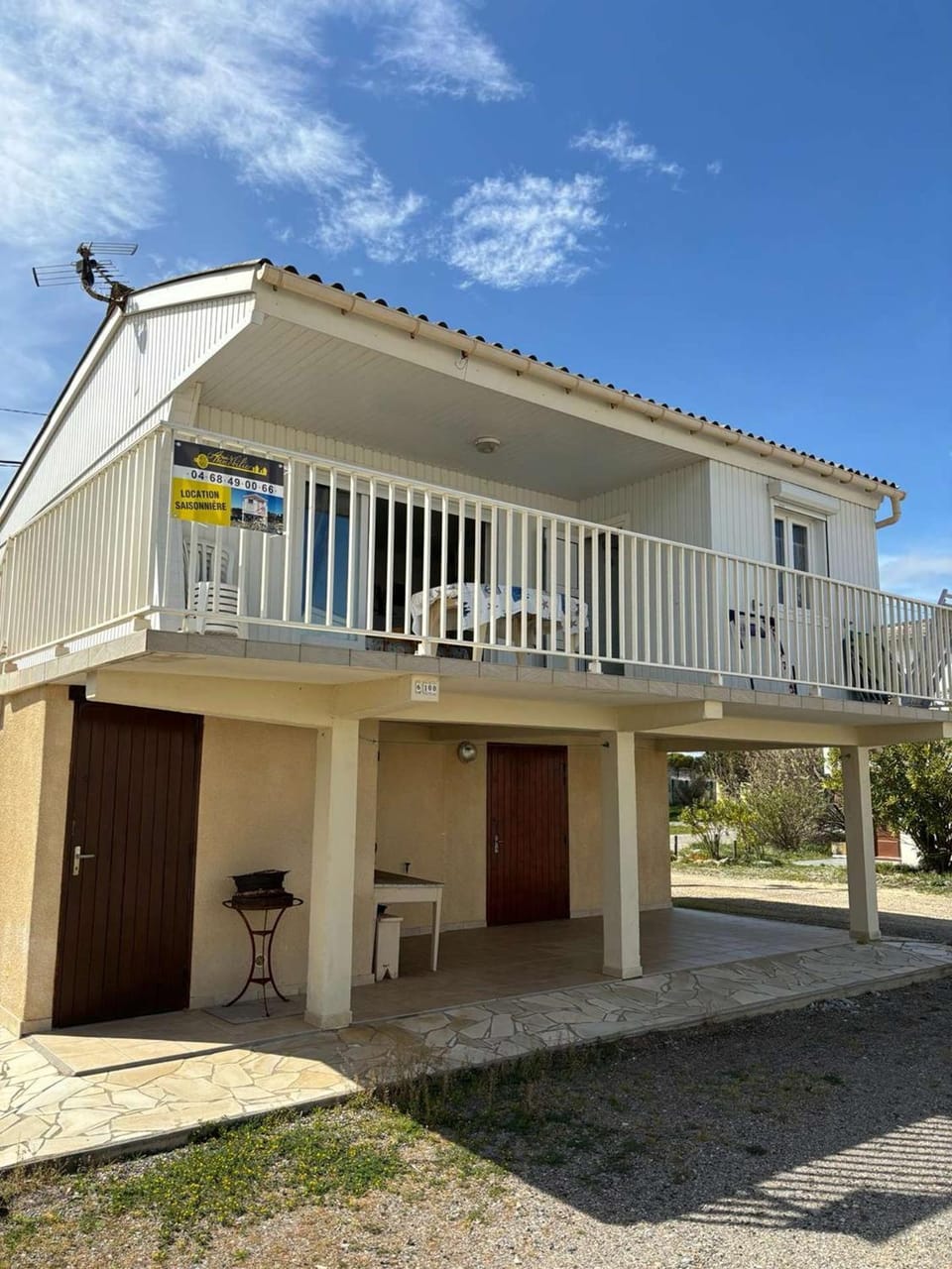 AIG 48 – Chalet climatisé – Gruissan – 6 personnes Chalet in Gruissan