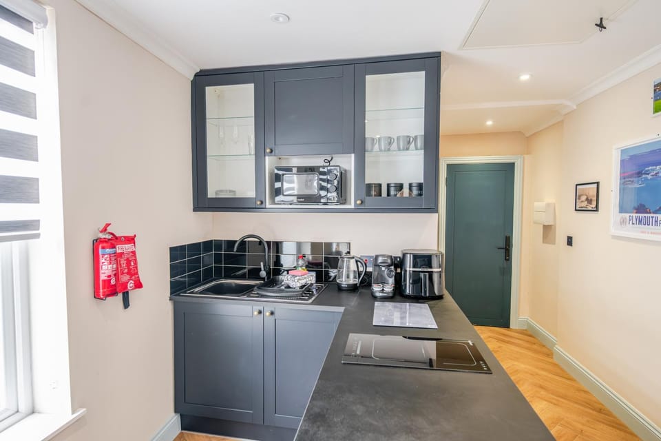 Coffee/tea facilities, Kitchen or kitchenette
