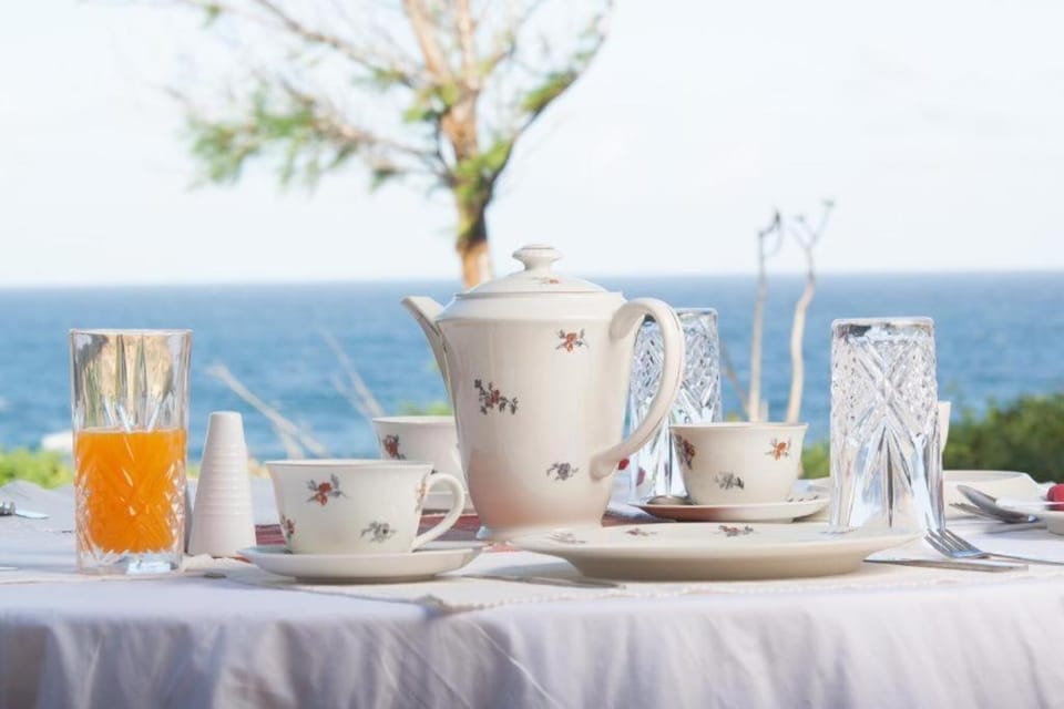 Food and drinks, Sea view, Breakfast, Drinks