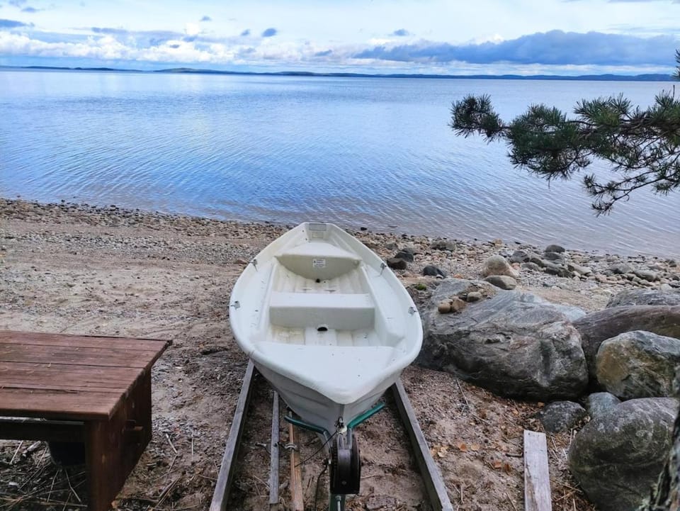 Beach, Lake view
