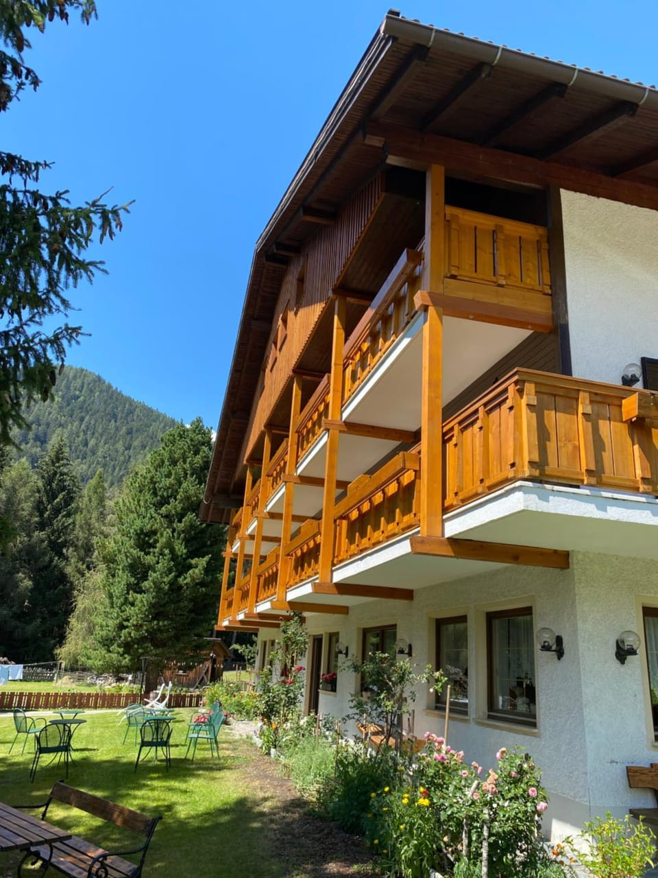 Property building, Garden