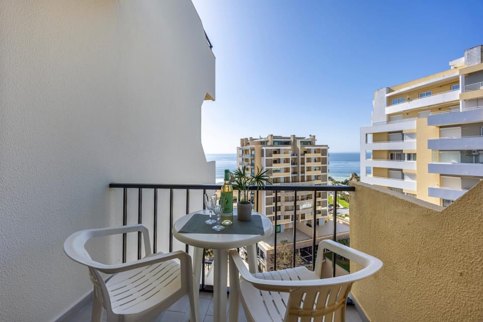Property building, View (from property/room), View (from property/room), Balcony/Terrace, Balcony/Terrace, City view, City view, Sea view, Sea view, Street view, Street view, Quiet street view