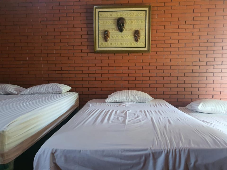 Villa Swasti Puncak Villa in Cisarua