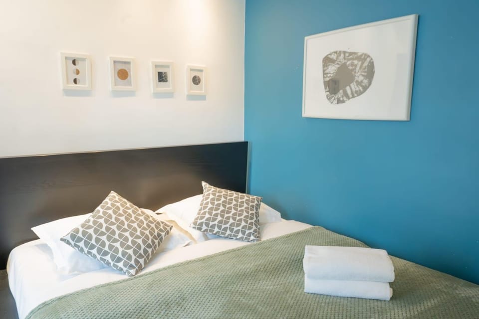 Grand studio loft bien equipe a Paris 15 - 2P Apartment in Paris