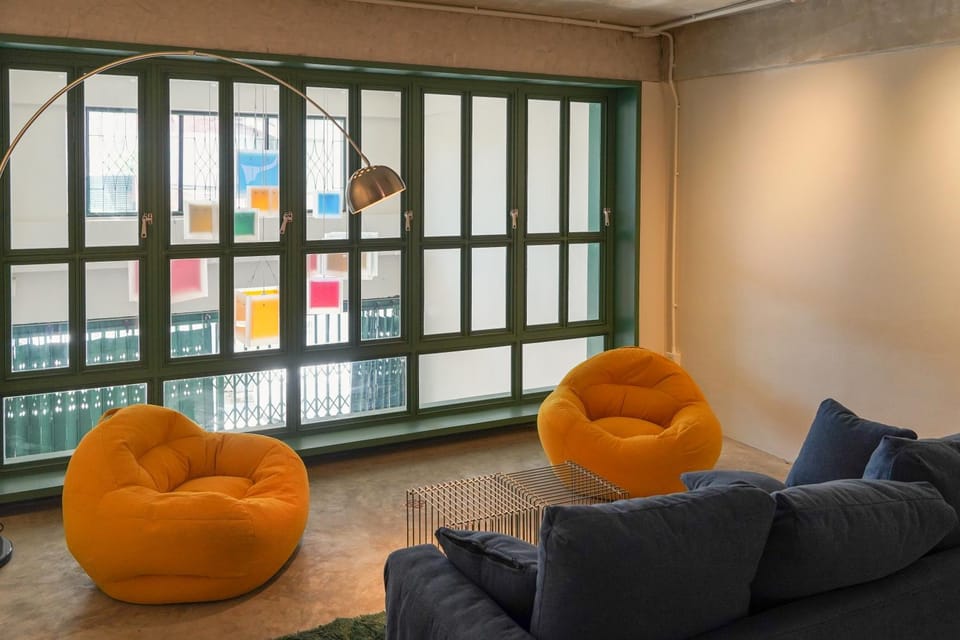 Communal lounge/ TV room, Living room, Seating area