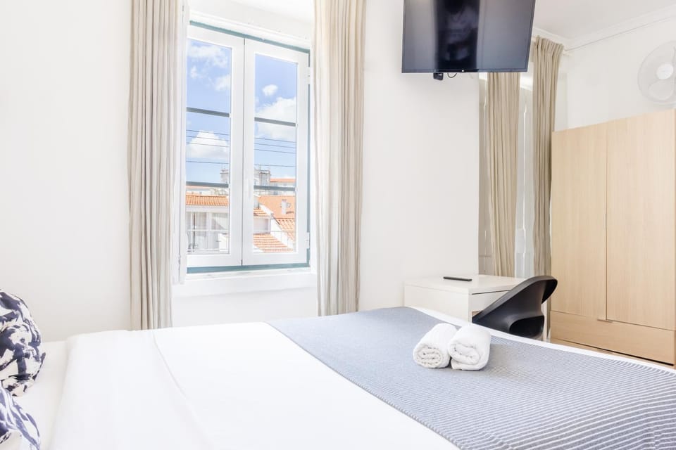 Suites - Elevador da Bica Vacation rental in Lisbon