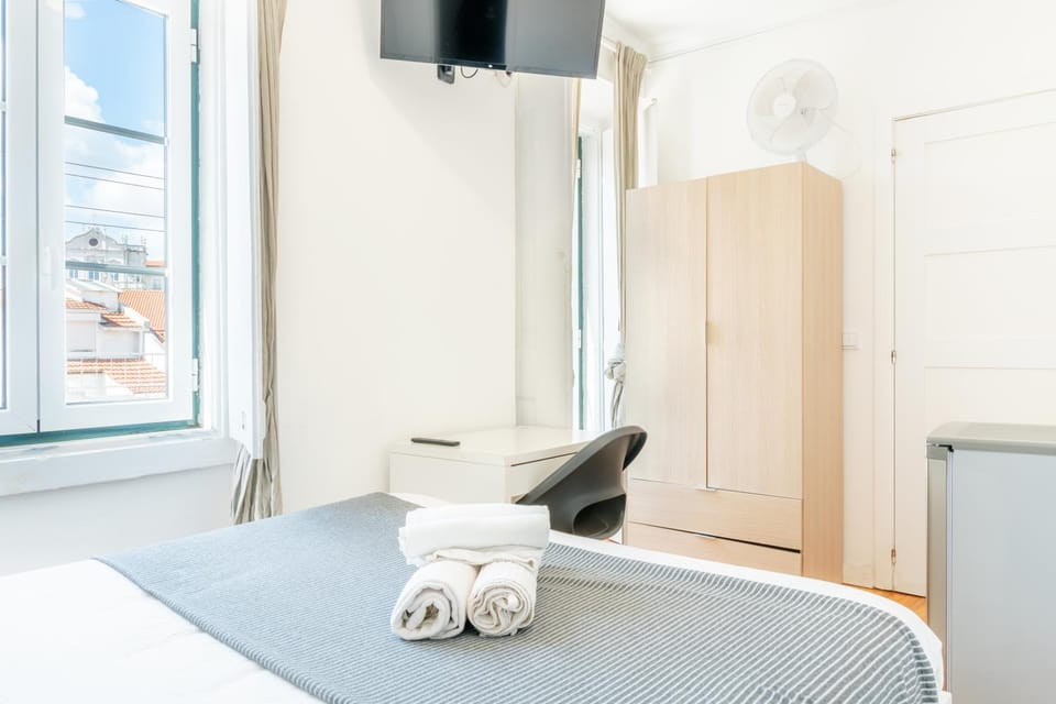 Suites - Elevador da Bica Vacation rental in Lisbon