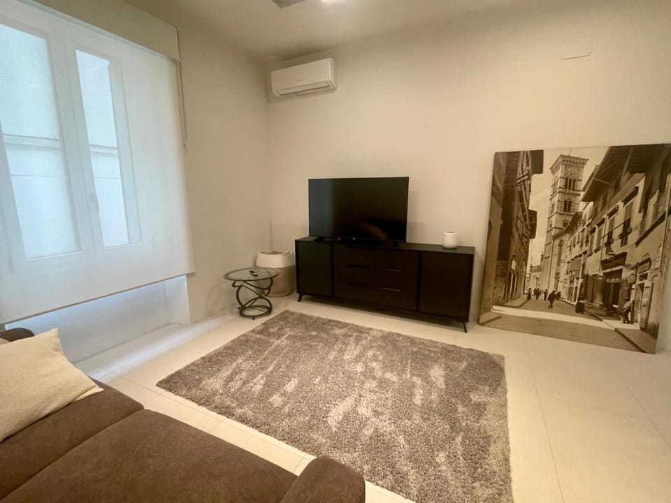 TV and multimedia, Living room, air conditioner