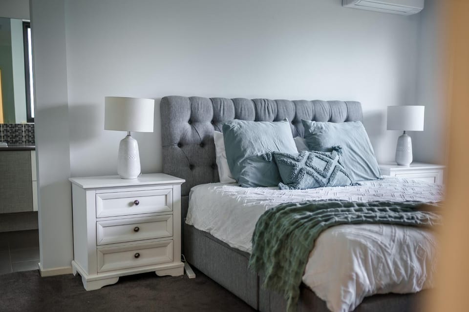 Seaside Groove, Coastal Stay in the Heart of Ocean Grove House in Ocean Grove