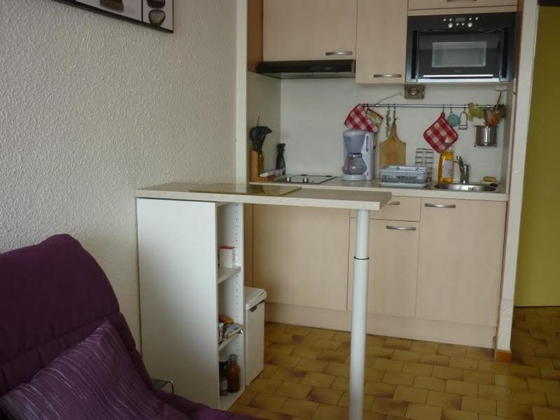 Studio cabine – 2 couchages – Vue port – Résidence Le Chébeck – Gruissan Cabin in Gruissan