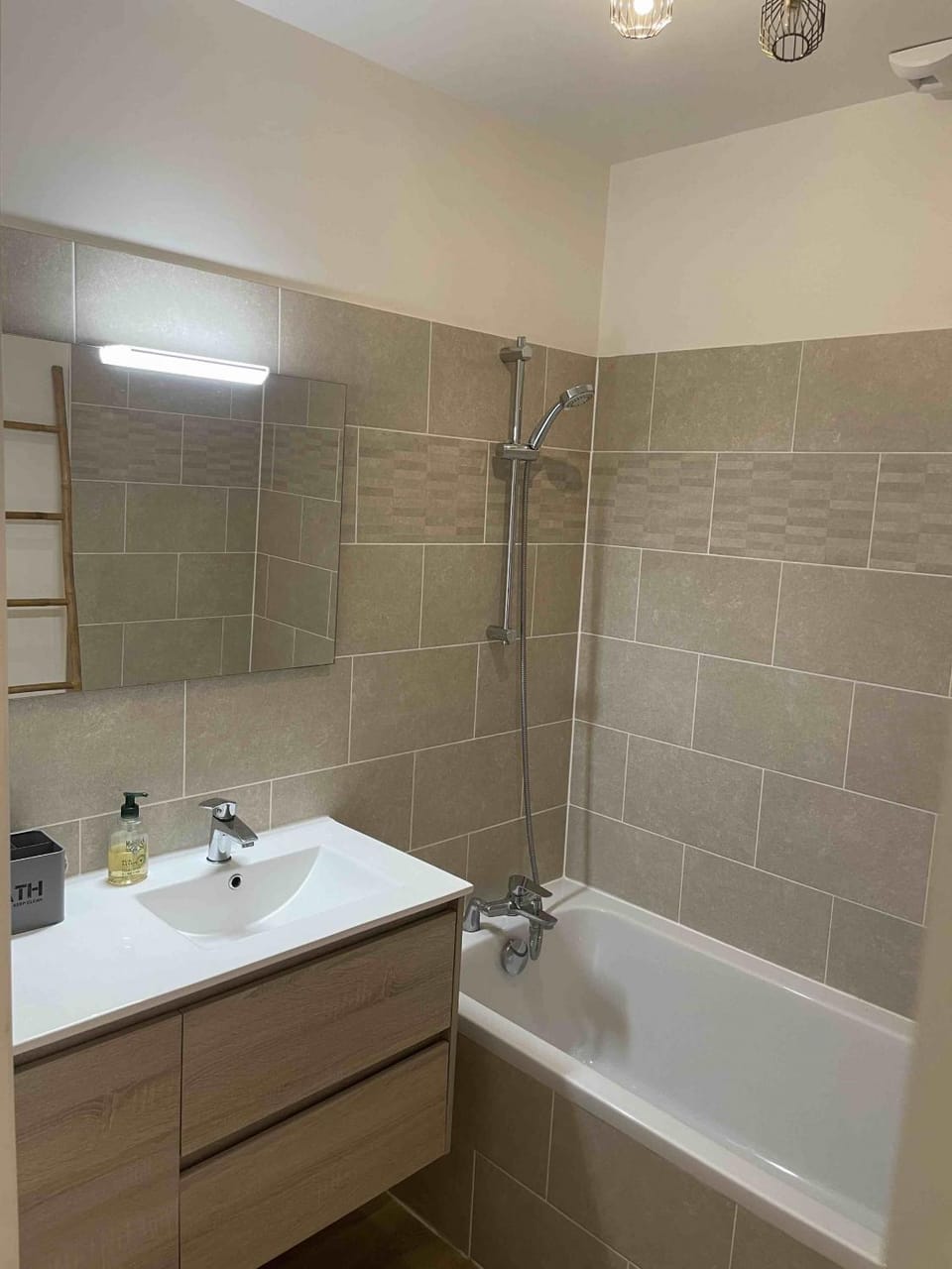 Bathroom, Bath